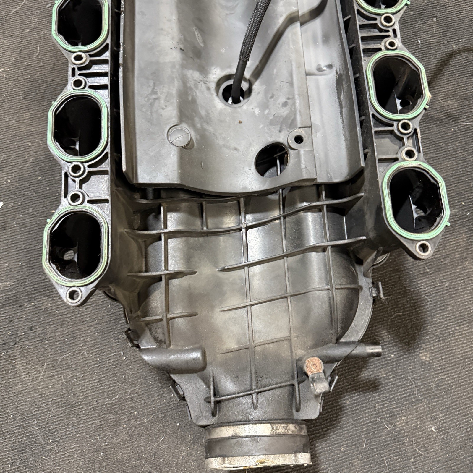 04-08 Maserati Quattroporte 4.2L Engine Intake Manifold M139 F136