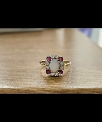 Vintage 9 kt Gold Slade & Kempton Opal & Rubin Cluster Ring U 1/2 Punze 1987