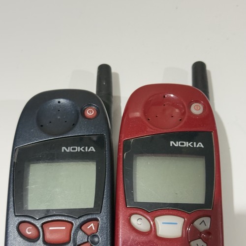 Lot Of 2 Vintage Nokia Model: 5160 Red/Blue No Charger “UNTESTED” Buy/Sold As Is - Picture 2 of 10