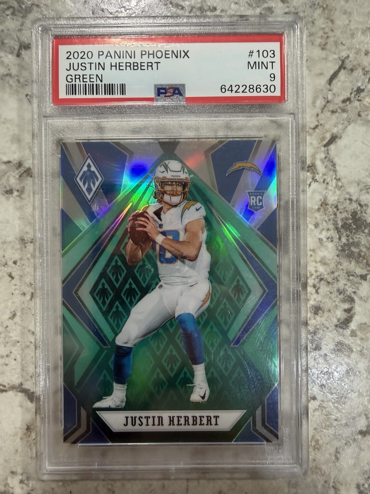 2020 Panini Phoenix - Rookies Justin Herbert #103 Green  /25 (RC) PSA 9 🔥🔥