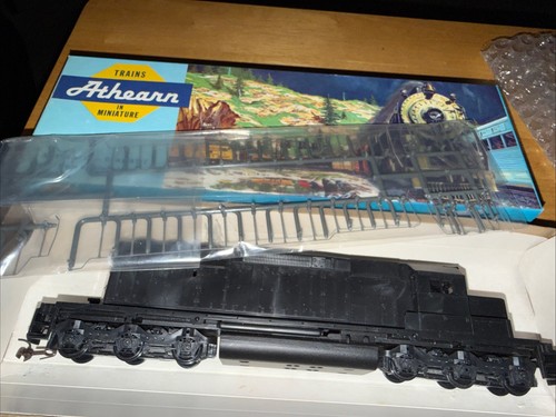 Locomotora ficticia Athearn HO Scsle #4450 SD40-2 sin decorar pasamanos nuevos. LN | Condition: New: Other (See Details)