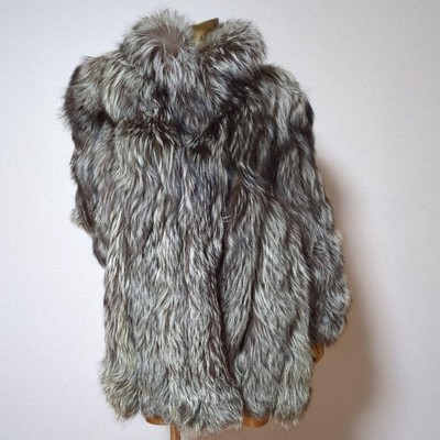 SAGA FOX ROYAL Silver Fox Half Coat M Excellent Condition Authentic