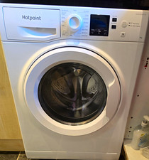 Hotpoint 9kg Freestanding Front-Loading Washing Machine White, Child Lock