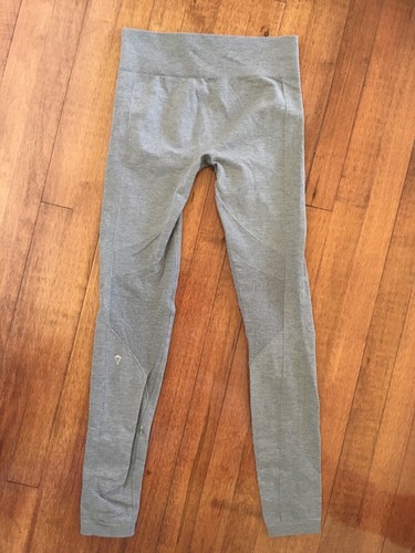 GIRLS IVIVVA ATHLETICA LULULEMON GRAY LEGGINGS! 12 - Picture 3 of 6