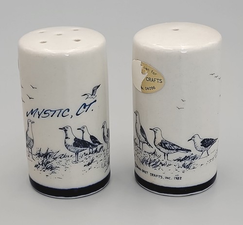 Vtg Down-East Crafts Nautical Seagull Sandpiper Salt & Pepper Shaker Mystic CT - Picture 2 of 5