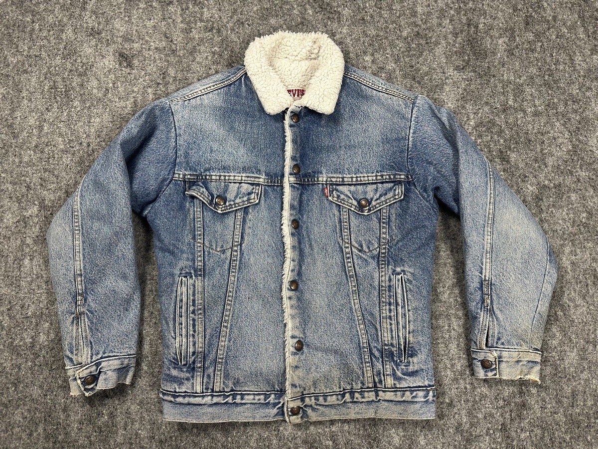 Levis Jacket Mens M Blue Denim Sherpa Lined Faded Type Trucker