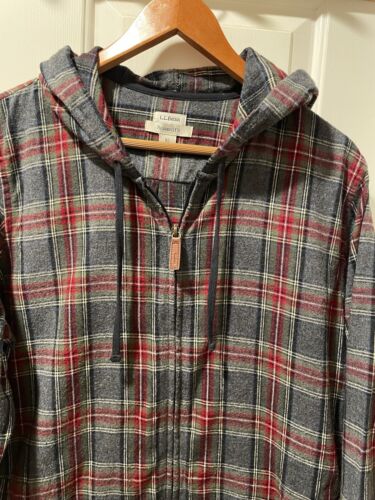 LL Bean Women’s Flannel Jacket Hoodie Full Zip Plaid Shacket Sz XL - Picture 3 of 24