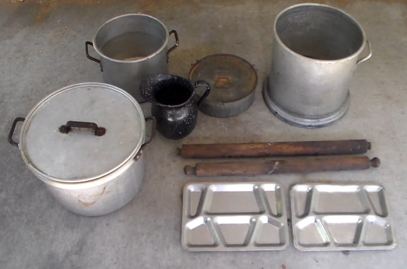 Old US Military WW2 to Vietnam War Mess Hall Food Trays & Cooking Pots