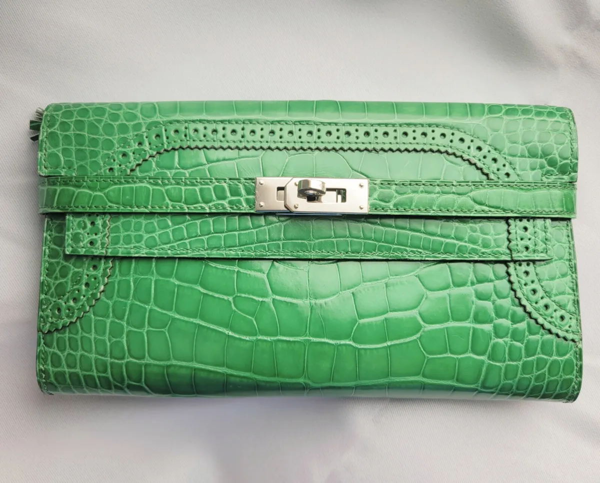 Hermes Kelly Classic Ghillies Wallet Shiny Alligator Cactus Green Croc  Clutch