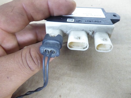 BMW F10 F07 F06 F25 Smart Opener Control Unit OEM 61357306797 - Picture 3 of 6