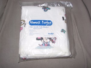 minnie mouse crib blanket