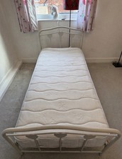 Single Bed With Dreams Matress