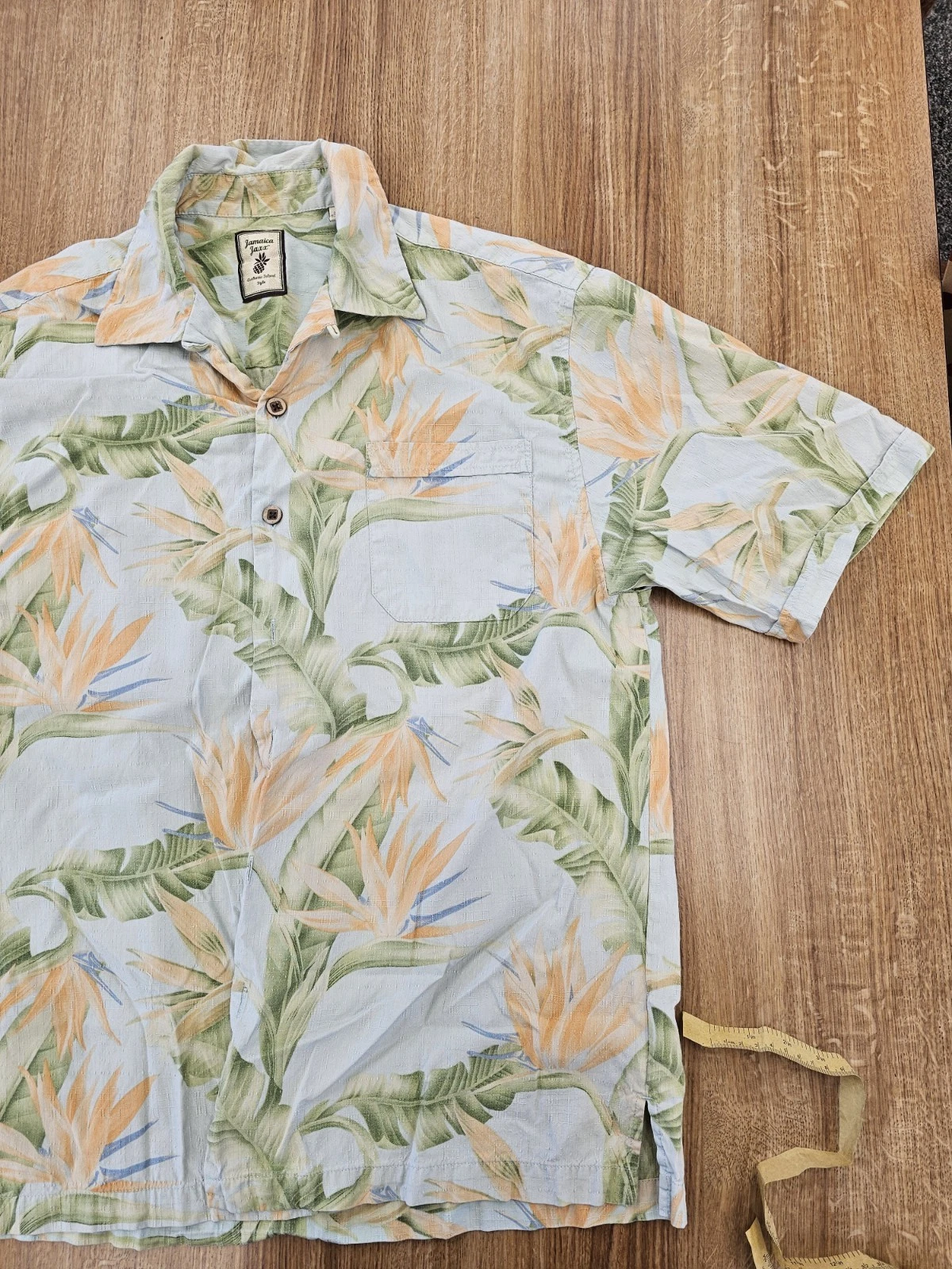 Jamaica Jaxx 100% Silk Shirt Mens Medium Hawaiian Tropical Short Sleeve Button