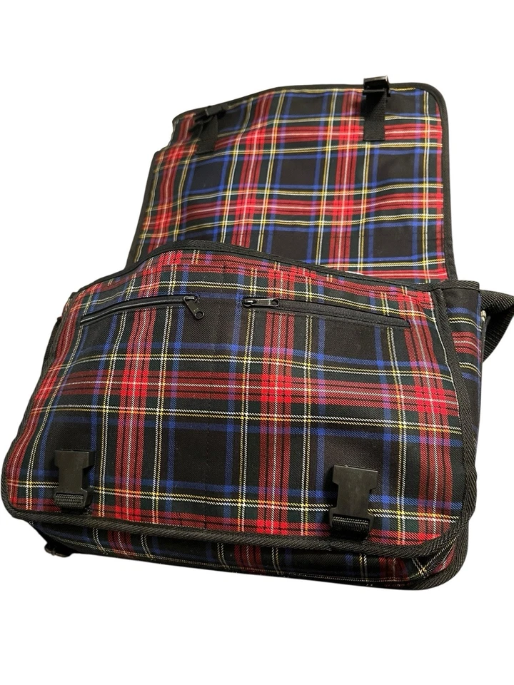 Bandolera Mensajero GAP Roja a Cuadros Tartán De Colección con Correa Cremallera Expandible Foto 3 de 4