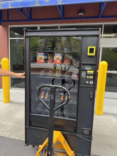 Eager To Sale- Cashflow Opportunity! Snack And Drink Machine For Sale
