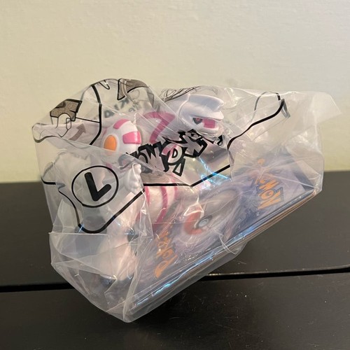 Neu im Karton 2018 Palkia McDonalds Happy Meal Spielzeug #7 mit Pokemon Karte - Silber - Bild 2 von 4