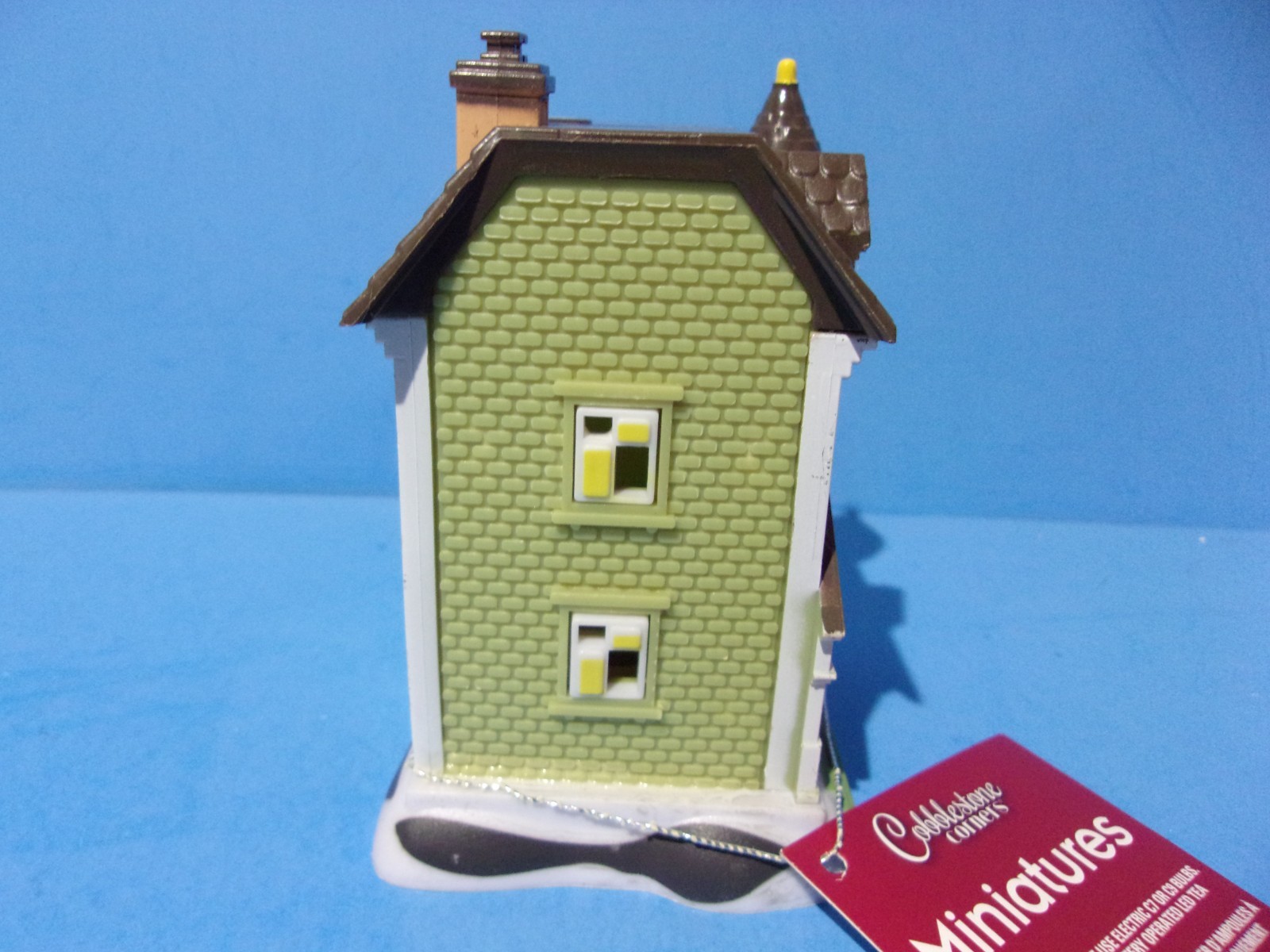 Cobblestone Corners Village GREEN HOUSE Christmas Plastic Building 2020 New