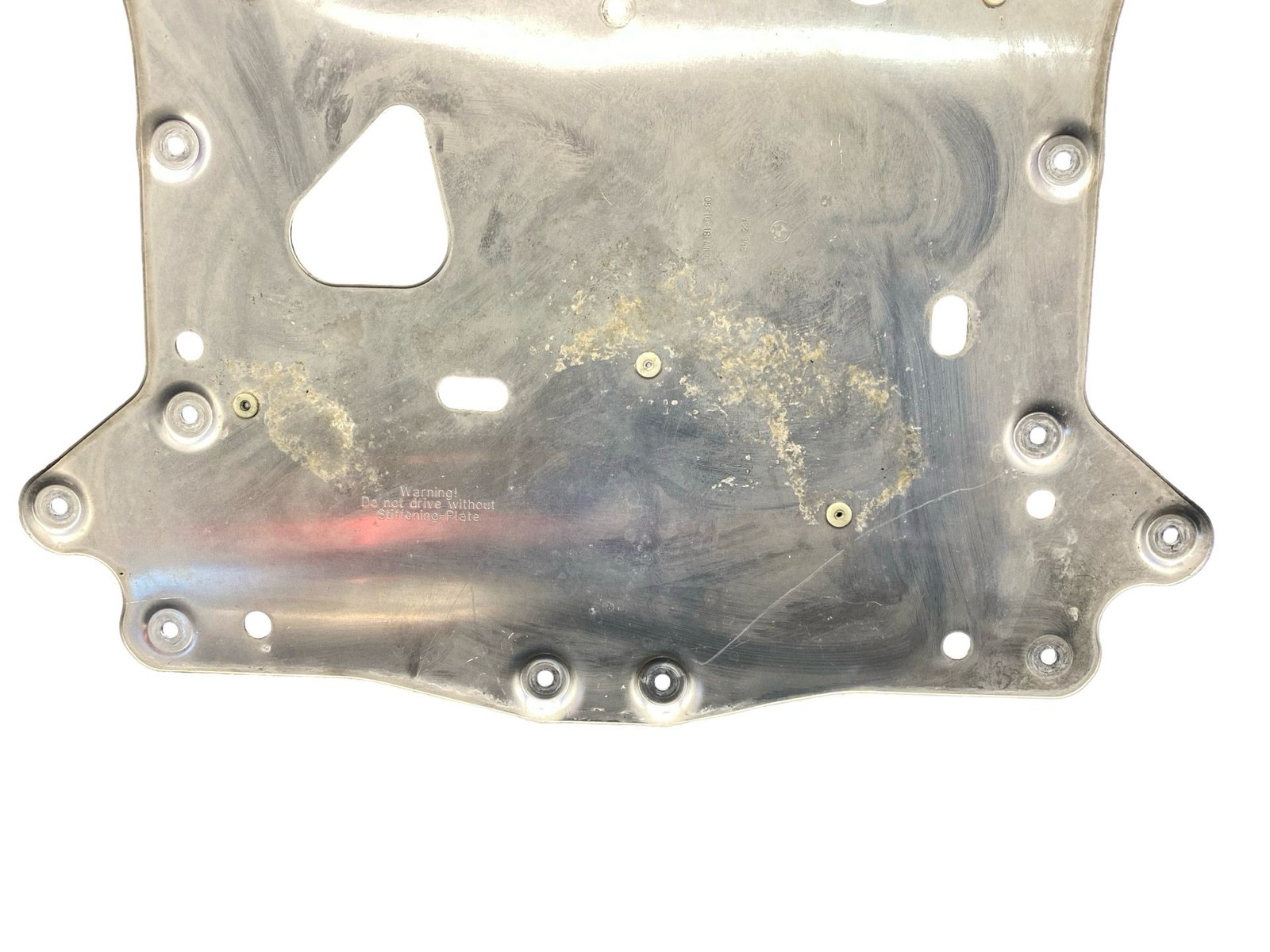 2014 - 2020 Bmw I8 Oem Front Underbody Engine Splash Shield Panel Plate