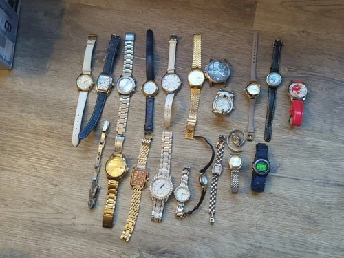 (21) Watch Lot Vintage Ladies Watches Estate Bulova, Gruen Precision Timex