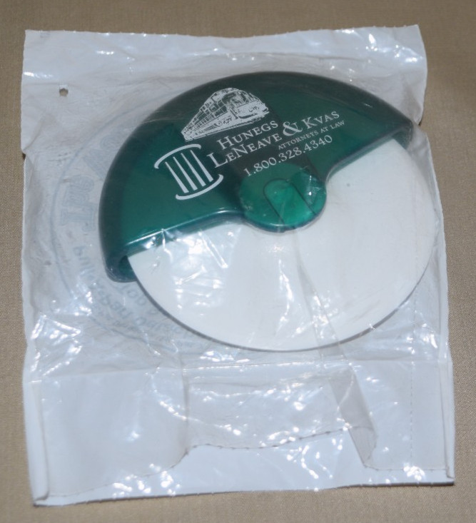 The World's Best Pizza Cutter" Plastic USA Made NEW!! Railroad Attorneys