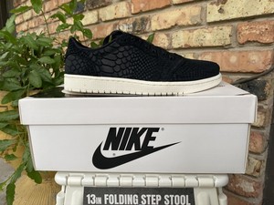 air jordan 1 retro low no swoosh nrg