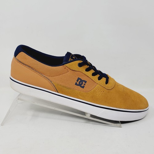 DC Mens Switch S Low Top Suede Skate Shoes
