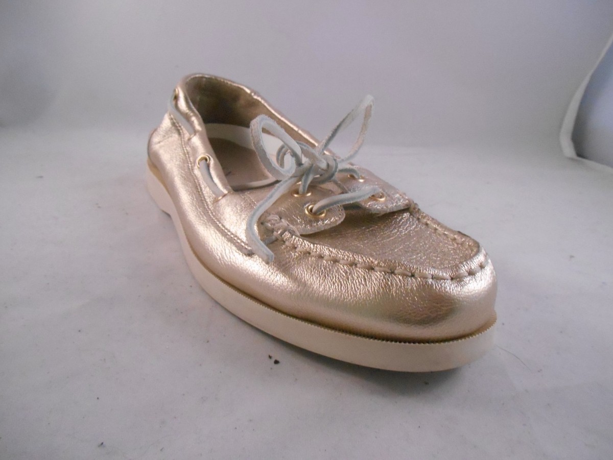 rose gold boat shoes