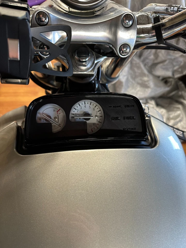 Cubierta de racimo calibre Yamaha Vmax 1200  Foto 3 de 4