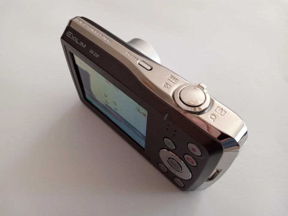 CASIO EXILIM EX-Z35 SCHWARZ 12.1 MP NEUW.+OVP+VIELE EXTRAS+RECHNUNG+DHL VERSAND - Bild 4 von 4