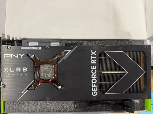 PNY GeFroce RTX 4080 XLR8 16GB GDDR6X Gaming Graphic Card - Afbeelding 3 van 7