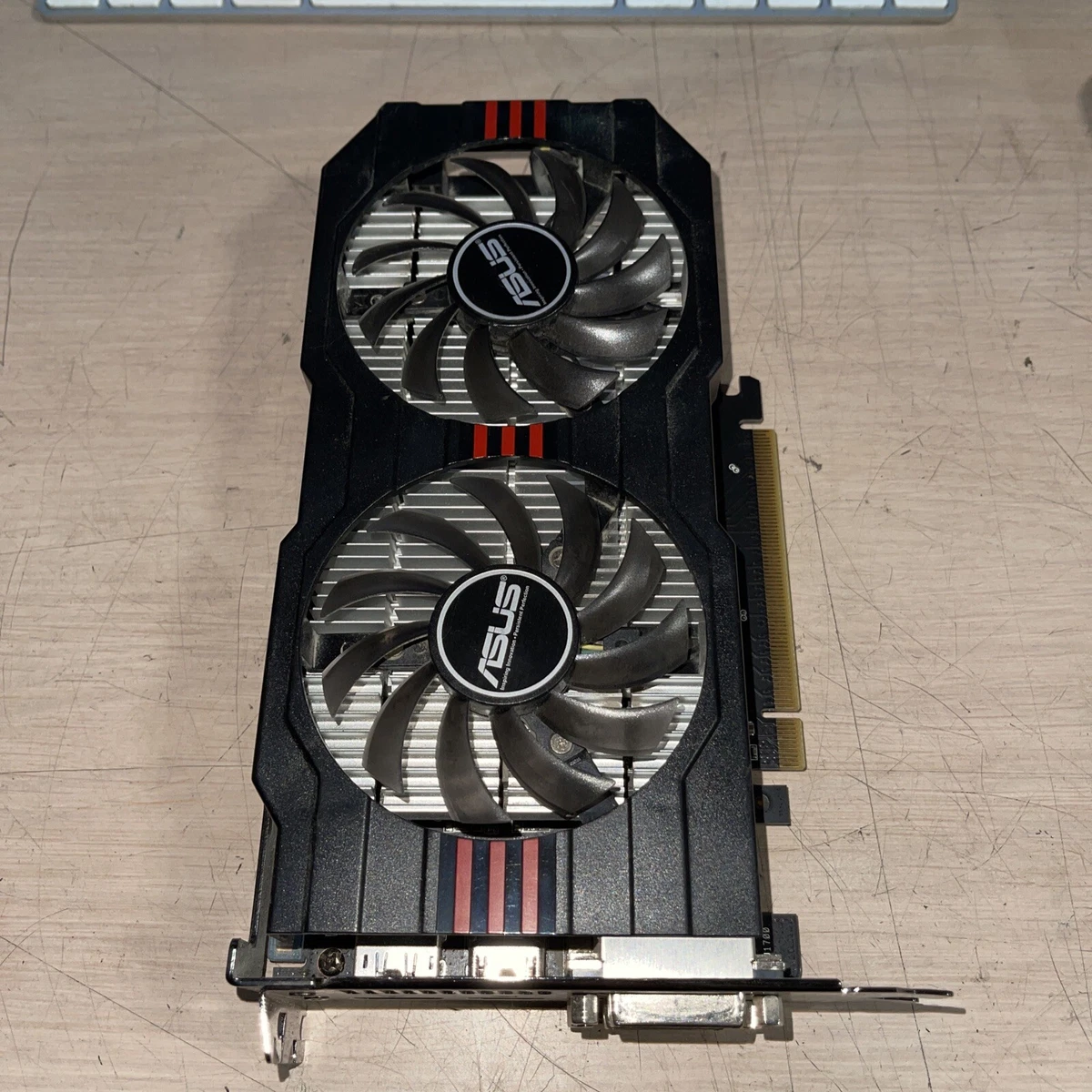 ASUS Radeon HD 7770 2GB GDDR5 PCI Express 3.0 x16 Video Card HD