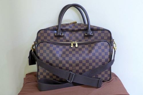 LOUIS VUITTON Damier Ebene Icare Laptop 