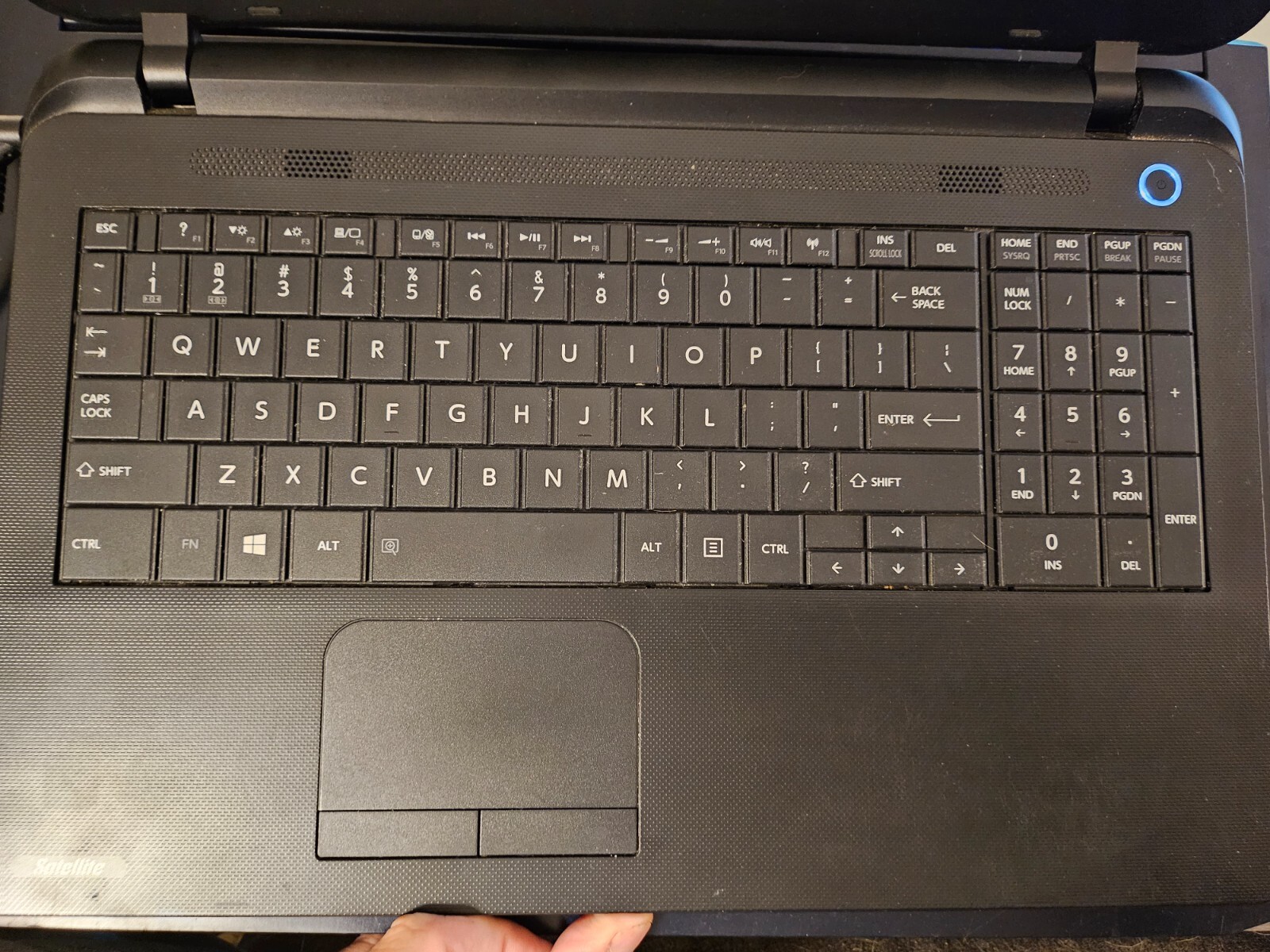 Toshiba Satellite C55-B5300 N2840 Notebook 15.6" Intel® Celeron® 4 GB DDR3L-SDRA - Picture 7 of 9