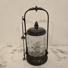 Antique Pickle Castor,  Middletown Plate CO. With Fork Daisy And Button Design