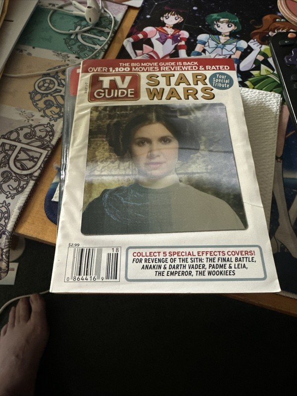 May 1-7, 2005 TV Guide #18  Star Wars ROTS Leia Padme Amidala Lenticular Cover