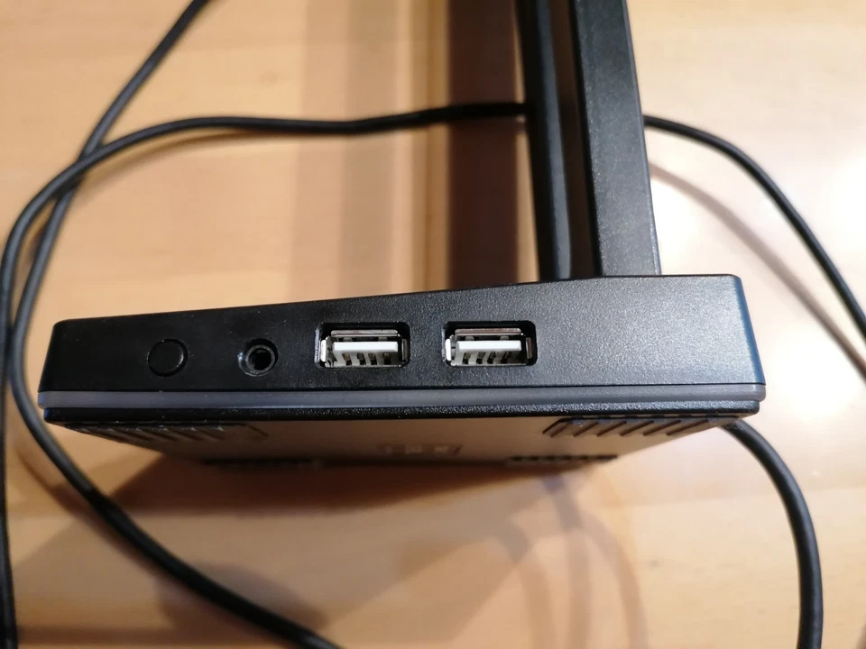 Havit RGB Headset Kopfhörer Ständer 2 USB Anschlüsse Gamer Gaming - Bild 3 von 4