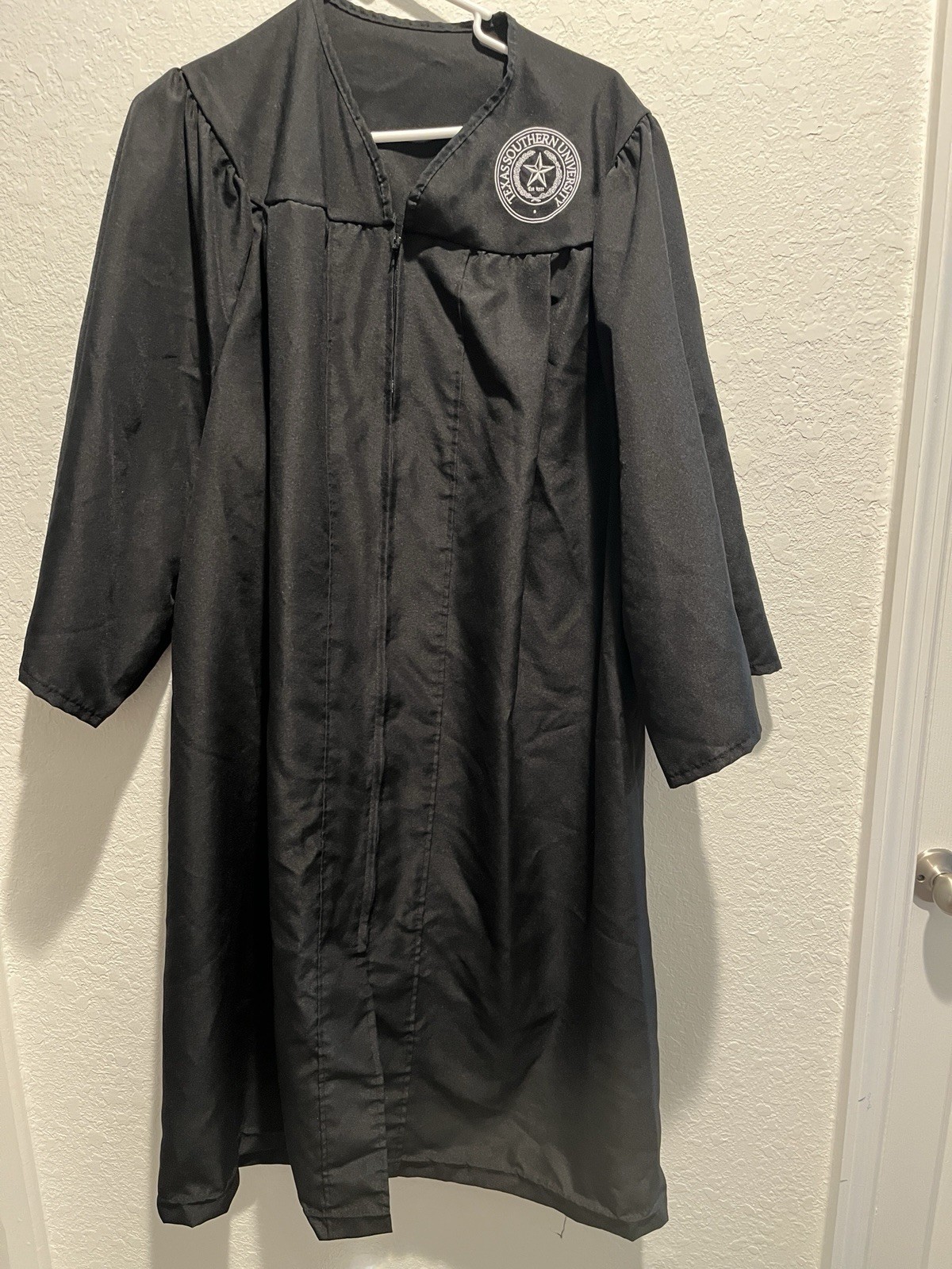 TSU College Graduation Cap & Gown (Texas Southern University) | eBay