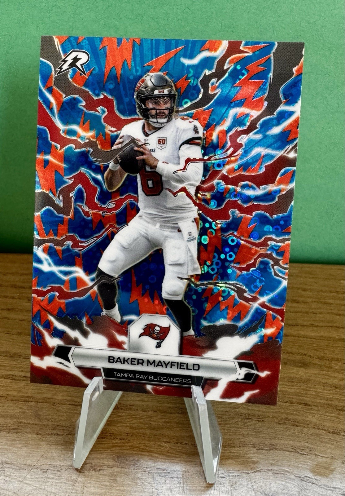 🏴‍☠️Baker Mayfield 2025 Topps Resurgence #93 Blue and Orange Spark🎇