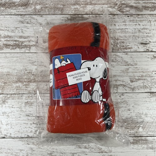 Peanuts Snoopy & Woodstock Plush Fleece Throw Blanket 45" X 60" (NWT/NEW) - Picture 6 of 6