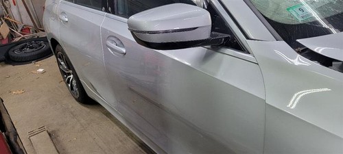19 BMW 330i Sedan Wiper Transmission - Picture 8 of 12