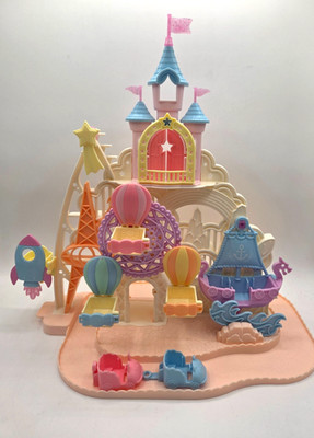 Sylvanian Families Calico Critters Baby Amusement Park