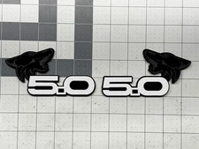 Angry COYOTE Head WHITE 5.0 Emblem Badges M-Bk/Blk Fender Aggressive Racing