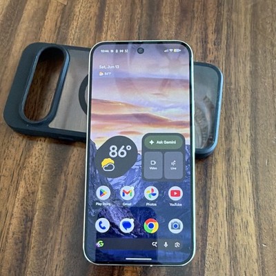 Google Pixel 10 Pro XL 256GB White Unlocked Android 50MP Smartphone