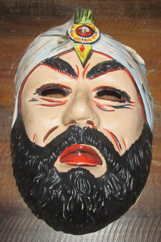 EARLY VINTAGE HALLOWEEN MASK BEARDED GENIE TURBIN THIN PLASTIC
