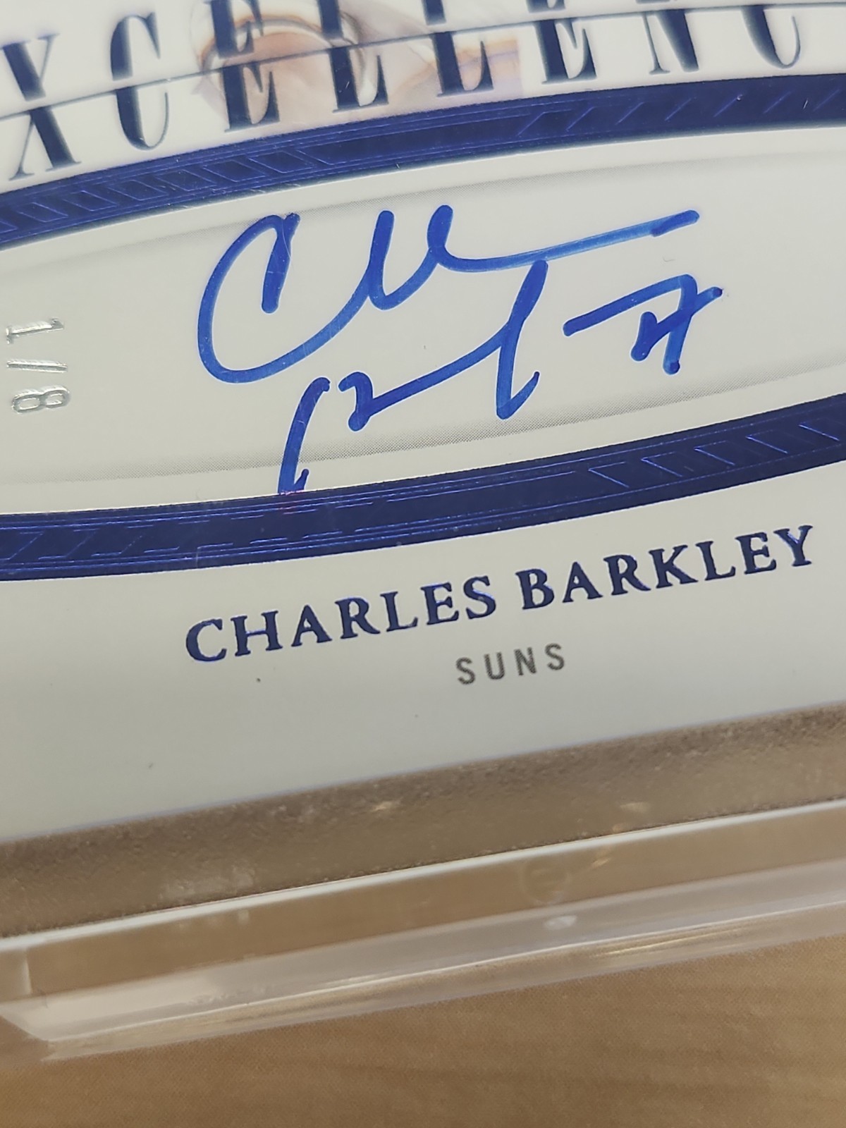 CHARLES BARKLEY 2022-23 FLAWLESS EXCELLENCE AUTOGRAPH BLUE AUTO 1/8 Phoenix Suns view 4