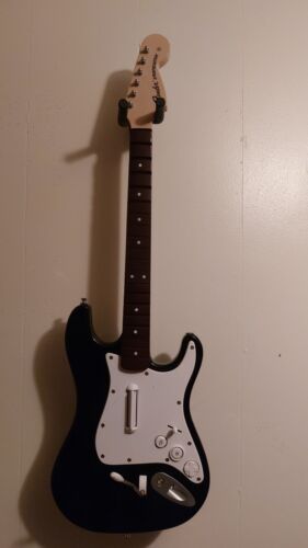 X Box Rock Band 4 Wireless Fender Stratocaster Guitar Controller 91261 X Box
