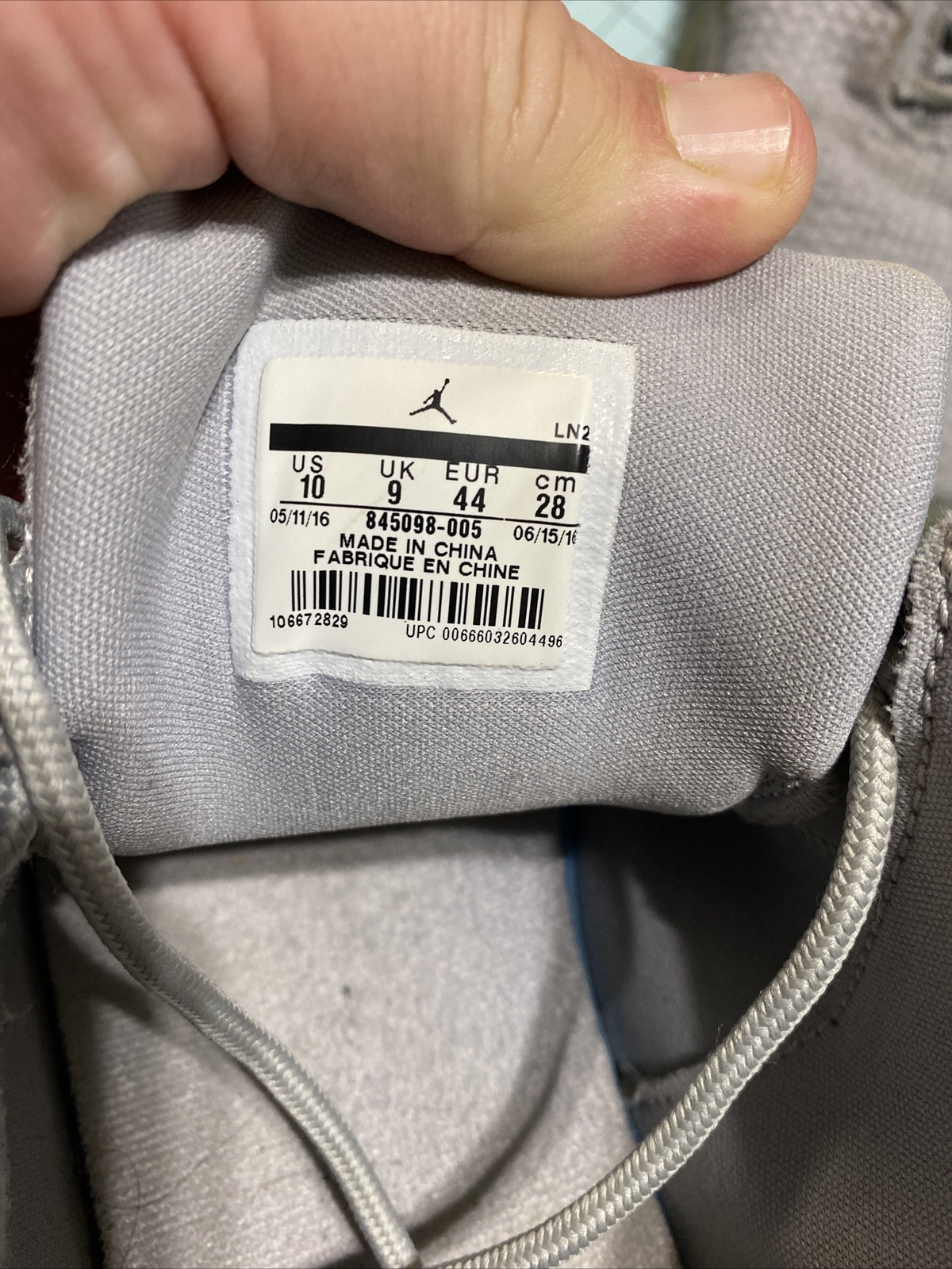 Nike Air Jordan Horizon Low Mens Size 10 845098005, Wolf Grey / Gym