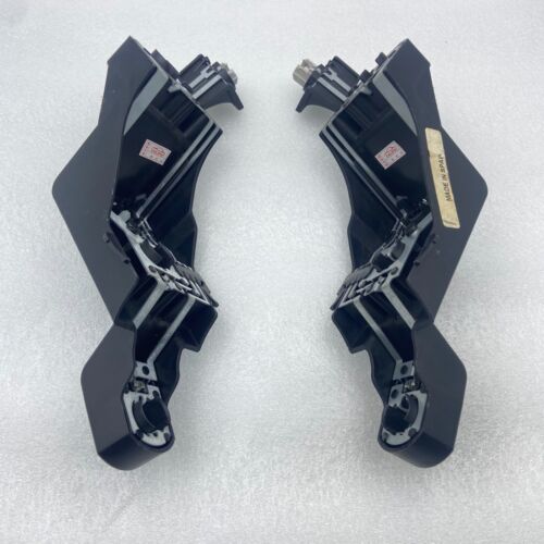 Genuine BMW E60 LCI Rear Tail Light Carrier Bulb Holder Repair Kit LEFT RIGHT - Picture 3 of 4