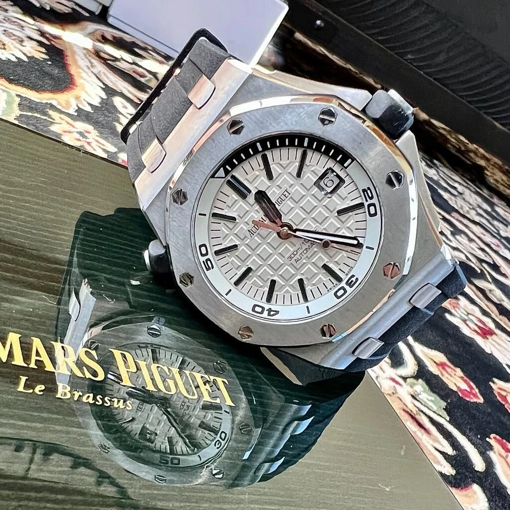AUDEMARS PIGUET ROYAL OAK OFFSHORE DIVER 15710ST 44mm SS STEEL