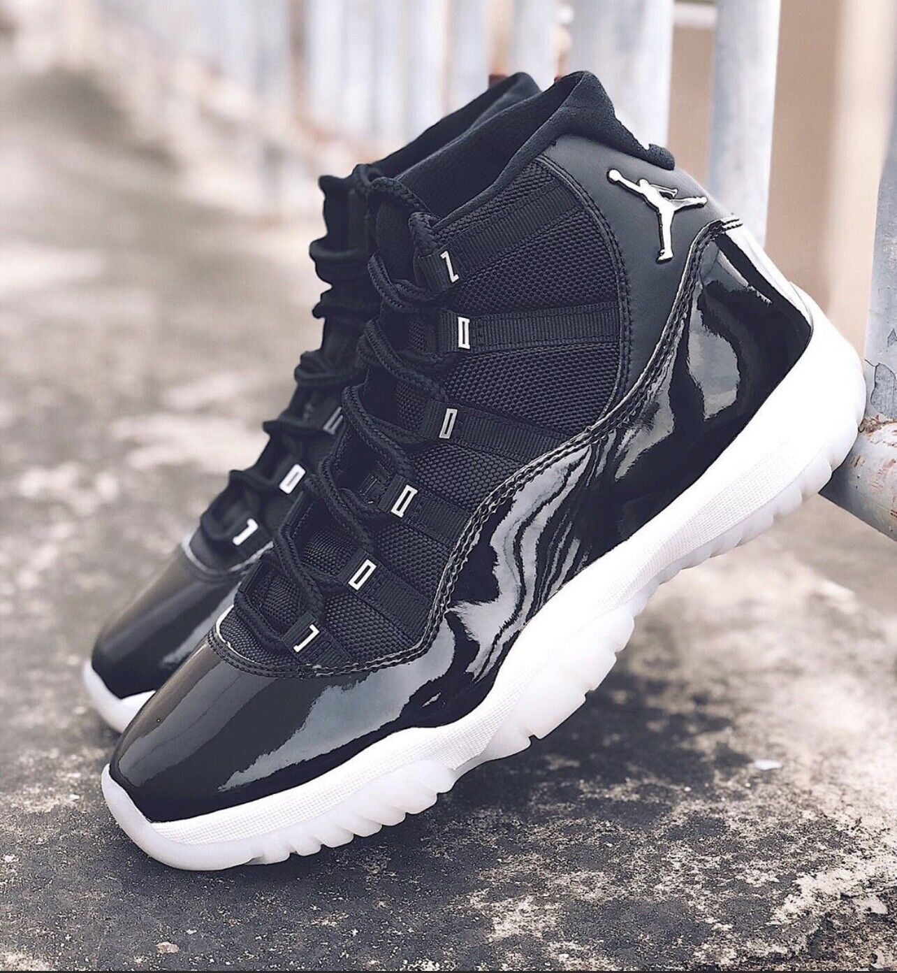 black womens jordan 11